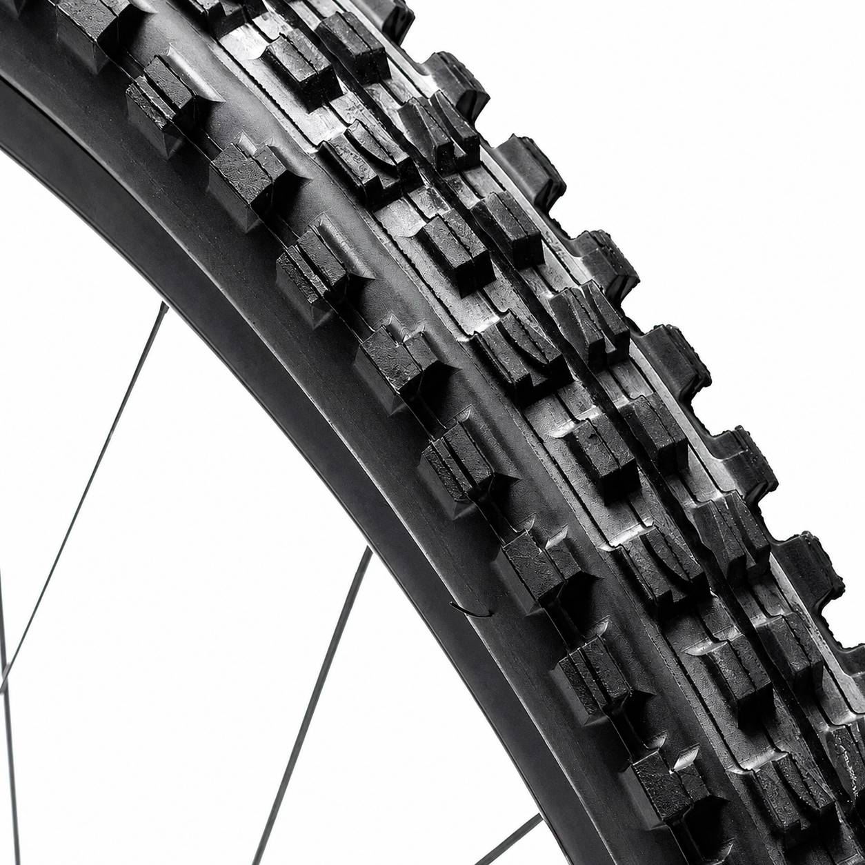 Minion DHF 29in Tubeless Mountain Bike Tire
