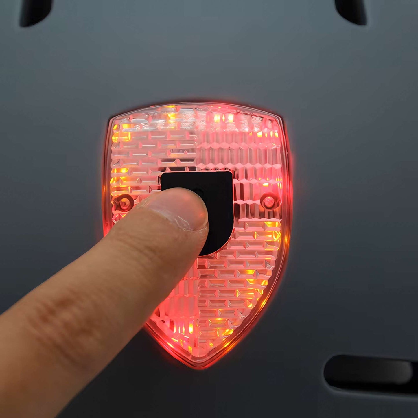 FT122 Smart LED Bike Helmet - Women's